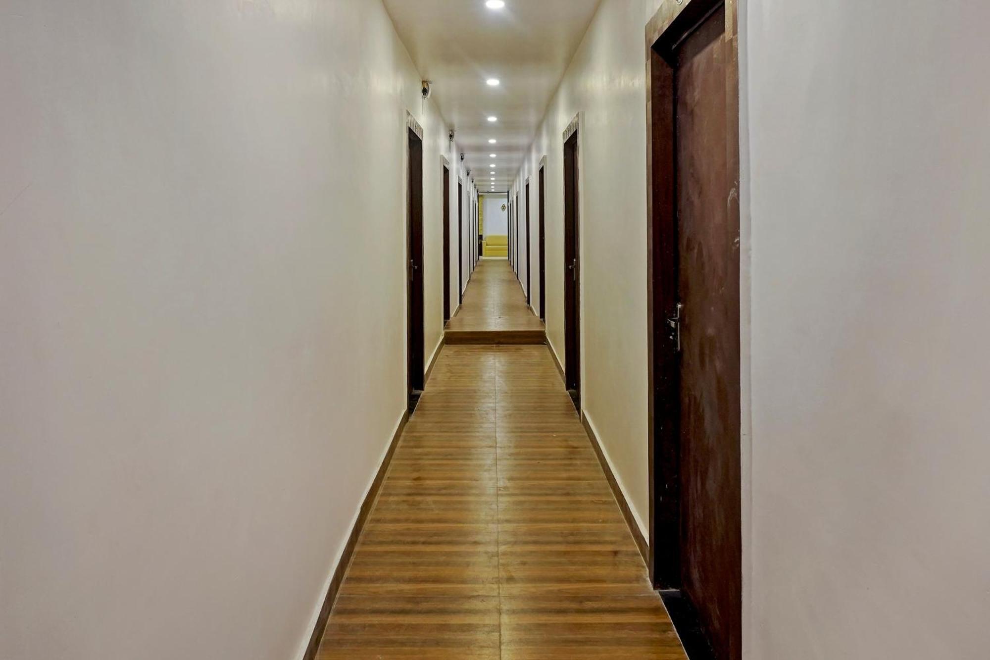 Collection O Gauri Shree Hotel Bhopal Exterior photo